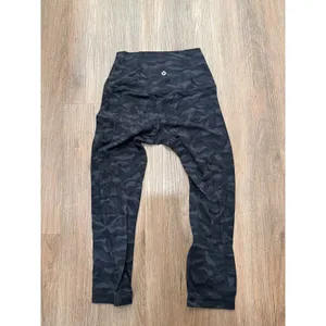 Lululemon Align High-Rise Crop 21 Heritage 365 Camo Deep‎ Coal Multi LW6BM1S 4 thumbnail 2