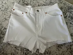 Levi's White Jean Shorts thumbnail 2