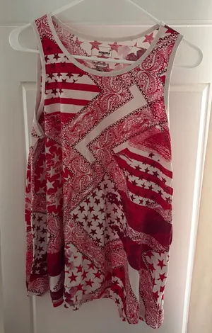 Sonoma Red Star Tank Top Size L thumbnail 1