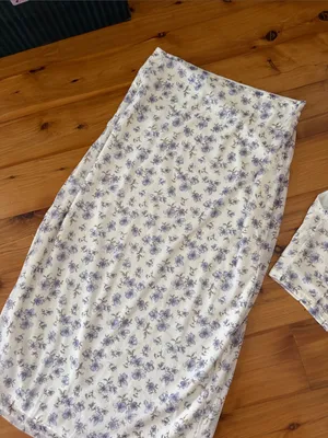 Le lis M/L Set Floral Cream crop top and Midi Skirt thumbnail 11