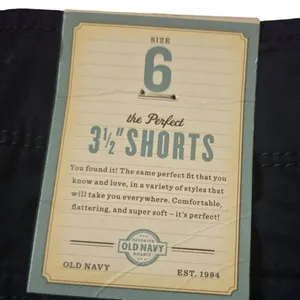 NWT Old Navy 3.5 Chino Shorts‎ thumbnail 4
