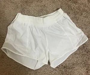 Lululemon Hotty Hot Shorts 4” thumbnail 3