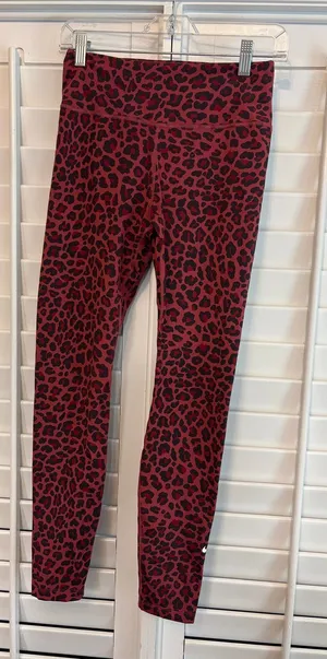 Nike Red Shimmer Dri fit Leggings Small‎ thumbnail 1