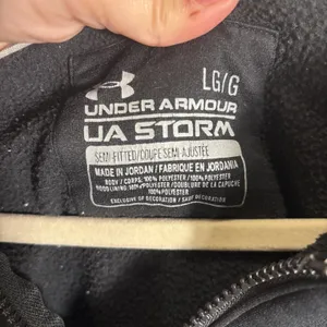 Under Armour UA‎ Storm Full Zip Hoodie Jacket Women's Large Black Semi-Fitted thumbnail 2
