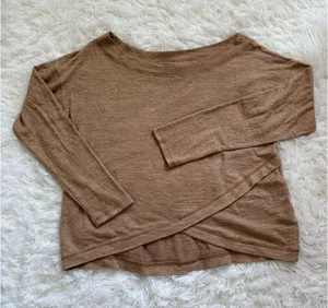Abercrombie & Fitch long sleeve thumbnail 1