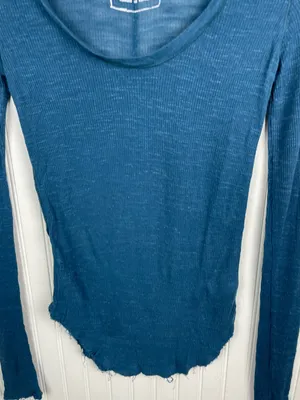 Free People We the Free Scoop Neck Long Sleeve Top XS Raw Edge Rayon Linen Knit Tight Fit thumbnail 4