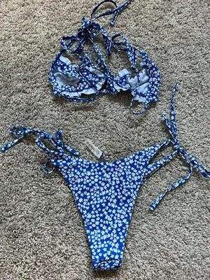 Zaful Blue Floral Bikini thumbnail 2