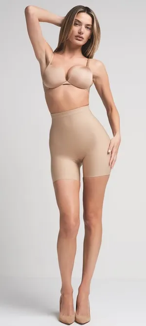 Skims Body zoned mid thigh short clay small New with Tags thumbnail 1