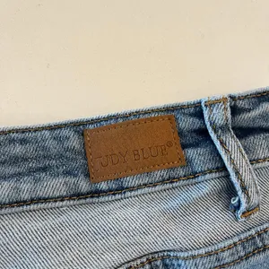 Judy Blue XL Cuffed Jean Shorts‎ thumbnail 5