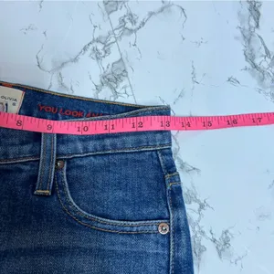Alice + Olivia Jeans‎ Boyfriend Jeans Two Tone Blue 24 asymmetrical thumbnail 8