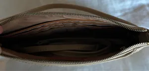 HOBO Darcy Convertible Crossbody. This elegant tan leather handbag is perfect for any occasion. Its sleek design and neutral color make it a versatile addition to your wardrobe. NWOT thumbnail 2