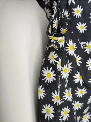 The Cat’s Pajamas Daisy Cotton Pajama Top Cottagecore Floral Button Front Poplin thumbnail 2