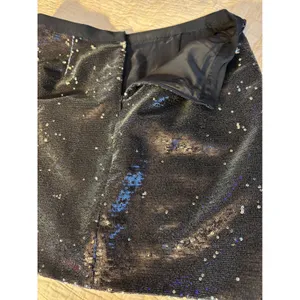 J.Crew Navy Blue Sequin Mini Skirt Size 2 Pencil Side Slit Holiday Party Sparkle thumbnail 5