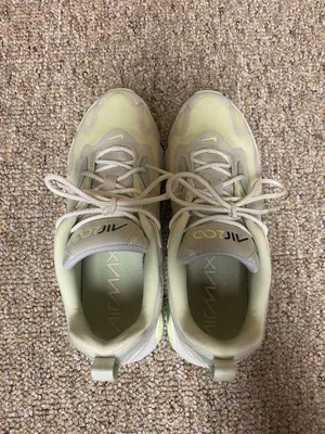 Nike Air Max Shoes thumbnail 4