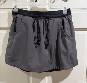 The North Face Women's Gray Athletic Skort with Inner Shorts thumbnail 1