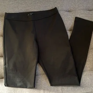 Sarah Pacini black stratight leg pull on pants. Size 3 Size L thumbnail 1