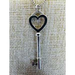Tiffany & Co Elegant Large Sterling Silver Open Heart Key Pendant Only W/Box‎ thumbnail 3