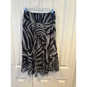 East‎ 5th Black And Gray Midi Zebra Print Skirt Size 10 thumbnail 2