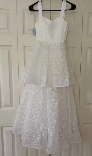 Hill House White Lace Tiered Dress with Sweetheart Bodice thumbnail 1