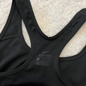Nike Sports Bra thumbnail 3