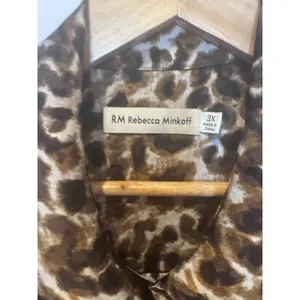 REBECCA MINKOFF Shirt Blouse Womens Size 3X Leopard Print Satin Button Up thumbnail 5