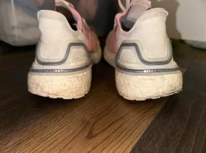 Adidas Pink UltraBoost thumbnail 4