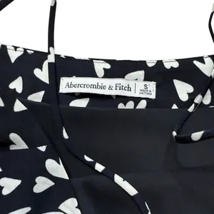 Abercrombie & Fitch Julia Heart Print Valentines Slip Mini Dress Small Black thumbnail 6