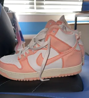 Nike High Top Dunks thumbnail 1