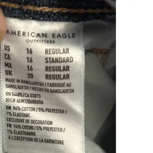 American Eagle Womens 16 Regular Kick Boot Super Stretch Blue Denim Jeans thumbnail 3