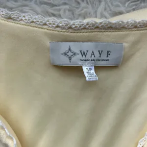 WAYF Linen Blend Butter Yellow Coquette Top Size Small thumbnail 11