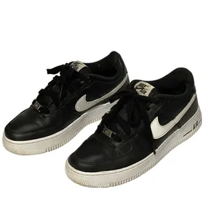 Nike Air Force 1 Black White Size 6 thumbnail 4