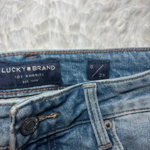 Lucky Brand Women's Light Blue Jean Shorts thumbnail 2