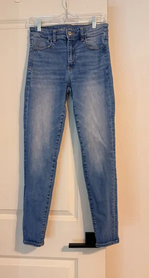 American Eagle Light Wash High Rise Jeggings thumbnail 1