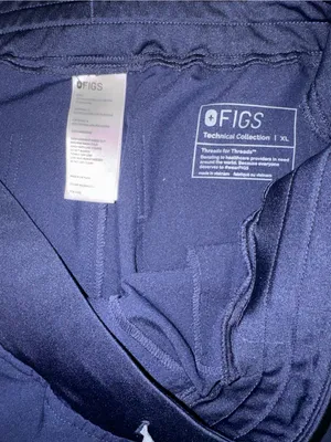 FIGS Technical Collection Scrub Joggers XL Navy | Minor Stitch Repair Needed thumbnail 3