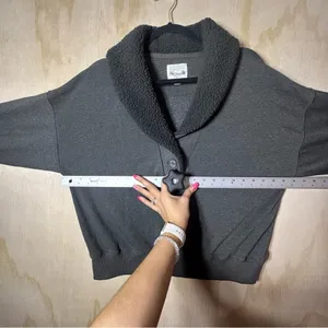 American Eagle Mountain‎ Graphic Sweater thumbnail 8