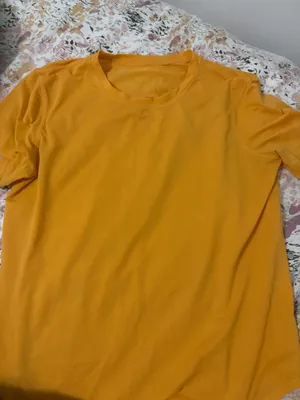 Lululemon Top thumbnail 1