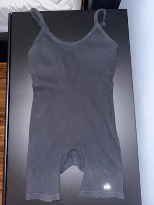 Alo Seamless Ribbed Mellow Onesie - Black thumbnail 8