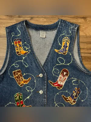 Vintage 90s Unbranded Western Embroidered horse Denim Vest cowboy One of a Kind! thumbnail 2
