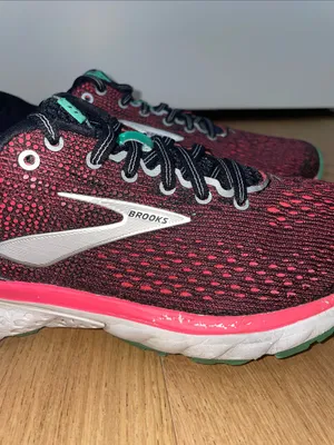 Brooks Ghost 11 Women's Running Sneakers Black & Pink with Teal Accents Size 8.5 thumbnail 3