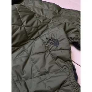 The North Face‎ Mossbud Reversible Insulated Vest Olive Green Grey Womens Medium thumbnail 13