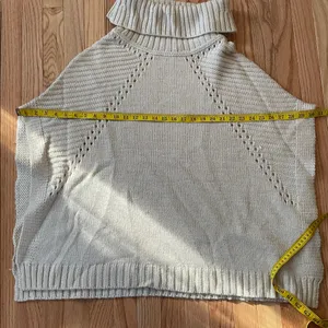 LAmade Turtleneck Poncho Sweater Womens Small Cream Oatmeal Minimalist Layering thumbnail 5