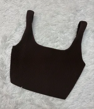 Aritzia Babaton Brown Ribbed Square-Neck Crop Tank Top thumbnail 1