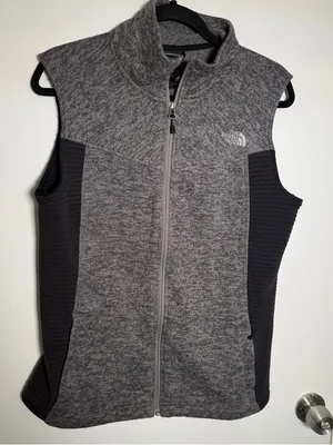The North Face Grey & Black Fleece Vest Womens Large Outdoor Hiking thumbnail 1