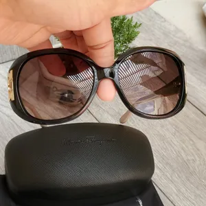 Salvatore ferragamo oversized sunglasses thumbnail 6
