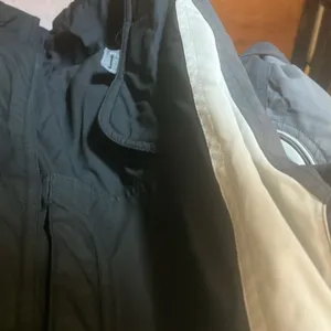 FINAL MARKDOWN Arizona Jean Black and Gray Ski & Snowboard hooded Jacket medium thumbnail 3