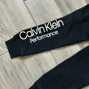Calvin Klein performance pants thumbnail 5