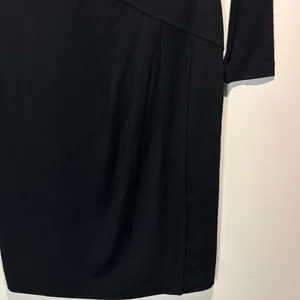 Talbots- Wool Blend Black Long Sleeve Waist Ruching Midi Dress Classic- Size XS thumbnail 4