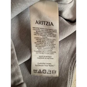 Aritzia Contour New V-Neck Longsleeve Top Heather Chrome Top Gray XS Extra Small thumbnail 8