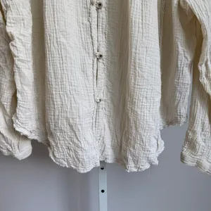We The Free sz M‎ Cream Gauze Button Up Top Boho Lagenlook Relaxed Fit thumbnail 3