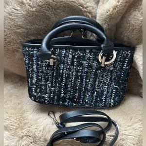 Zara crossbody bag thumbnail 4